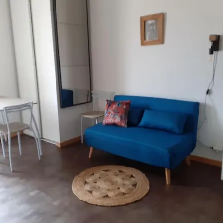Chez Nous Apartment *
